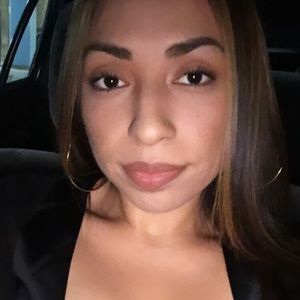 Meet your Posher, Grecia